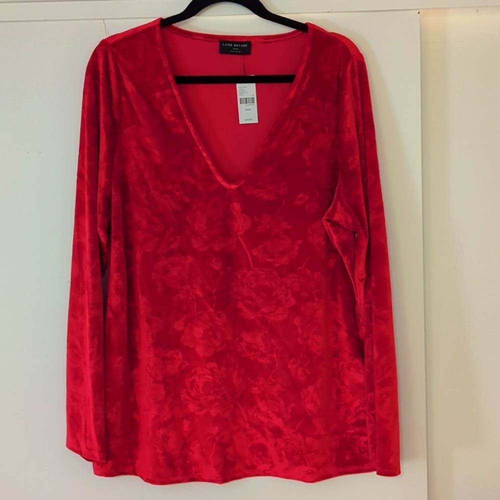 Red Velvet (crushed rose pattern) v neck tunic